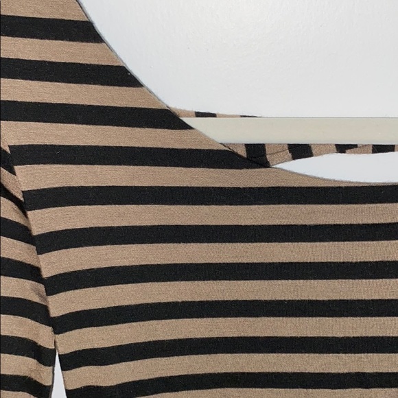 Dress - Picture 3 of 8